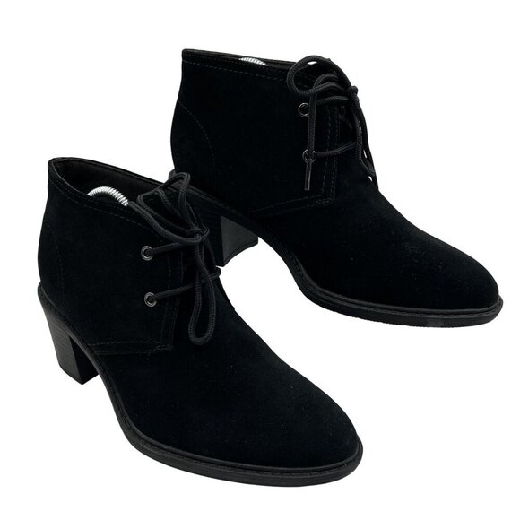 Clarks Womens 8.5 Black Suede Boot Lace Up Heeled Ankle Booties Office Old Money - Picture 2 of 14